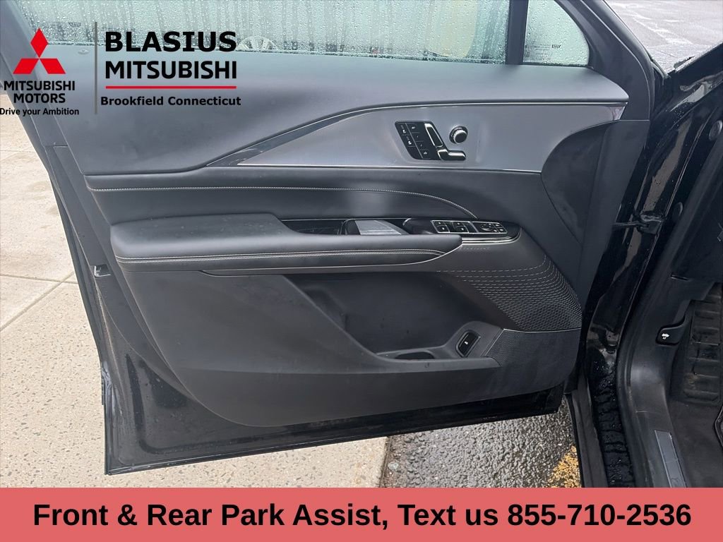 Used 2024 Cadillac Lyriq Tech image 14