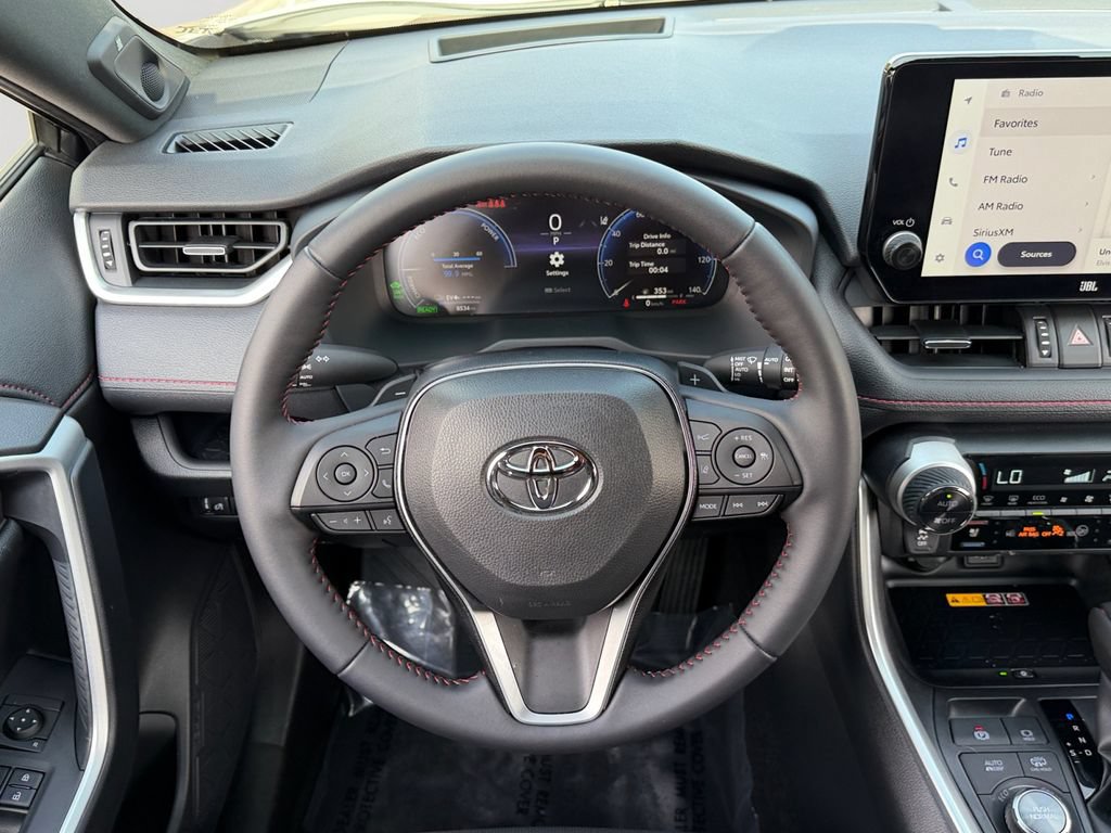 Used 2025 Toyota RAV4 XSE w/ Premium Package AWD/4WD image 17