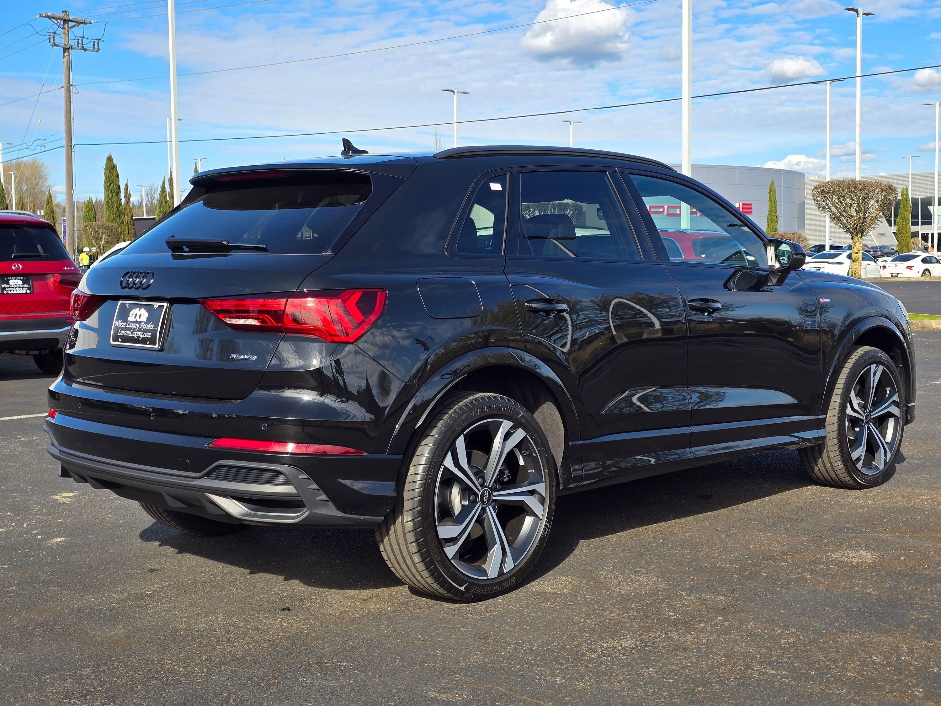 Used 2024 Audi Q3 2.0T Premium Plus image 6