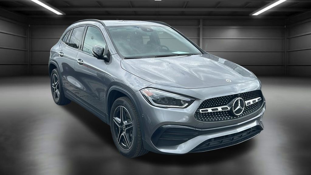 Used 2022 Mercedes-Benz GLA 250 4MATIC image 21
