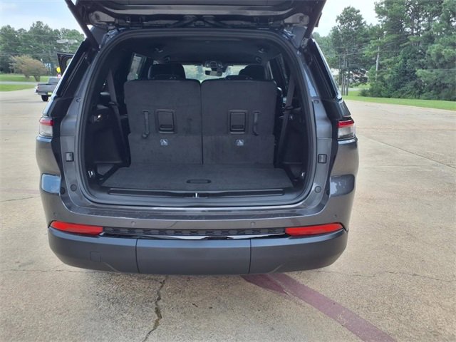 New 2025 Jeep Grand Cherokee L Limited w/ Black Appearance Package image 20