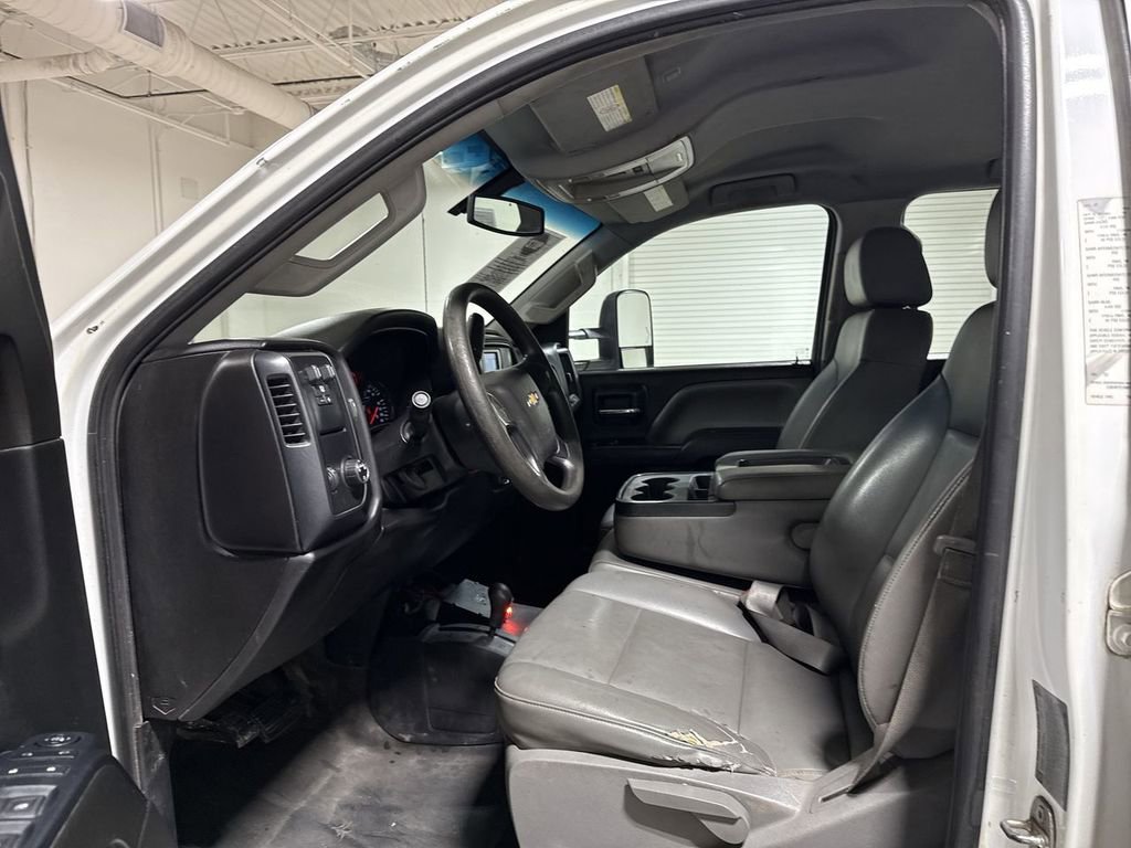 Used 2015 Chevrolet Silverado 3500 W/T w/ Snow Plow Prep Package image 18