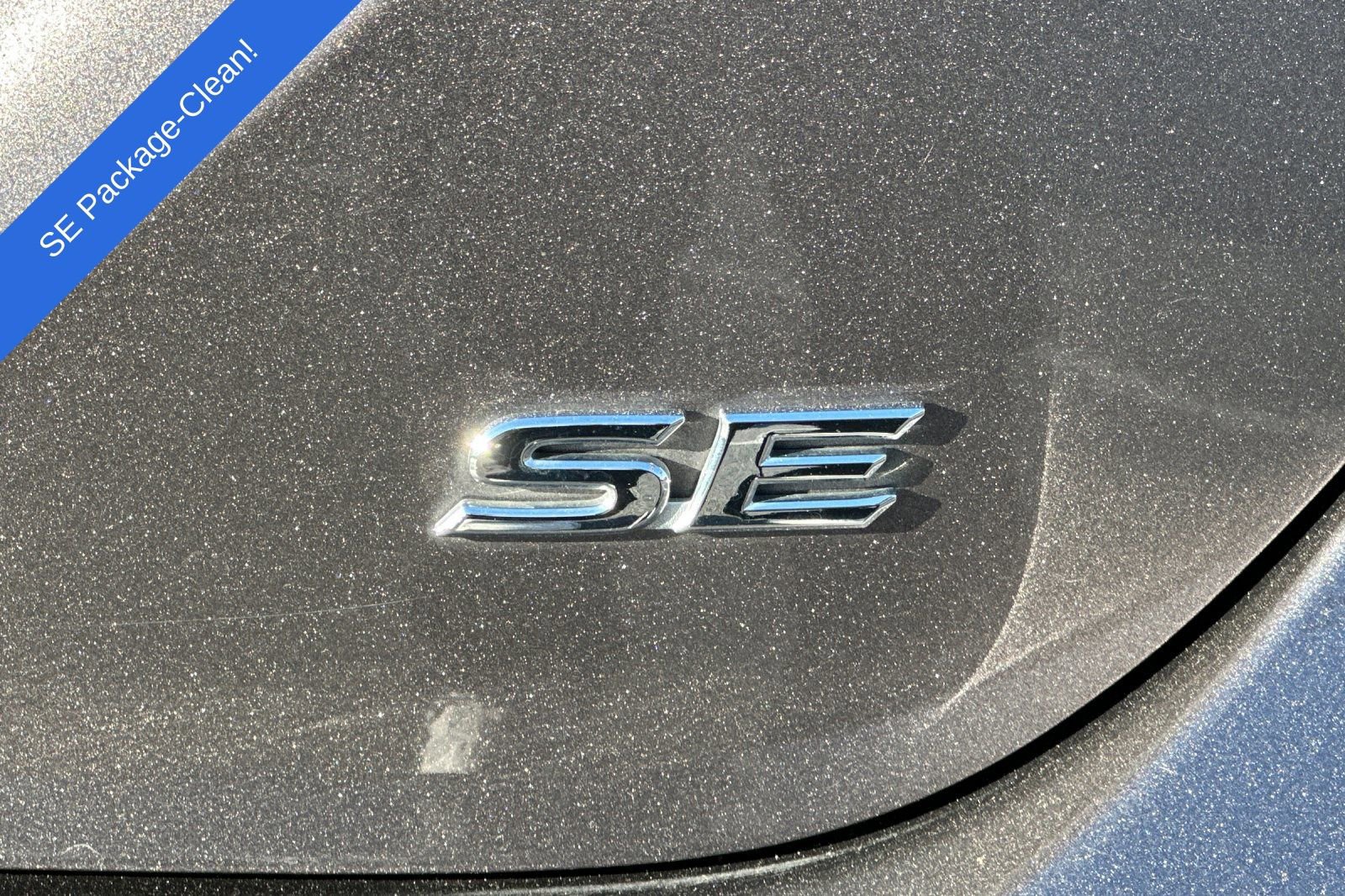 Used 2024 Toyota Camry SE image 24
