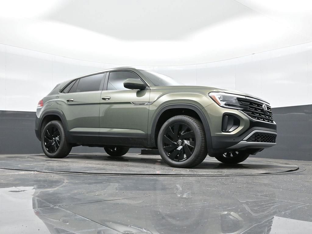 New 2026 Volkswagen Atlas Cross Sport SE image 25