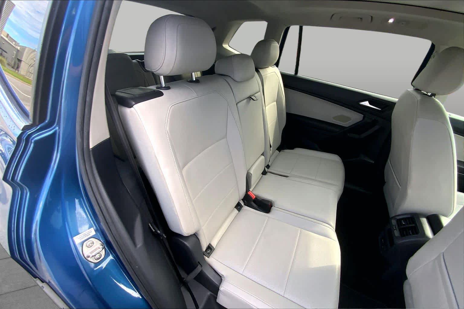 Used 2019 Volkswagen Tiguan SE w/ Panoramic Sunroof Package FWD image 20