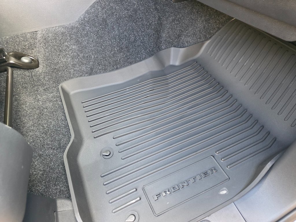 New 2026 Nissan Frontier SV image 12