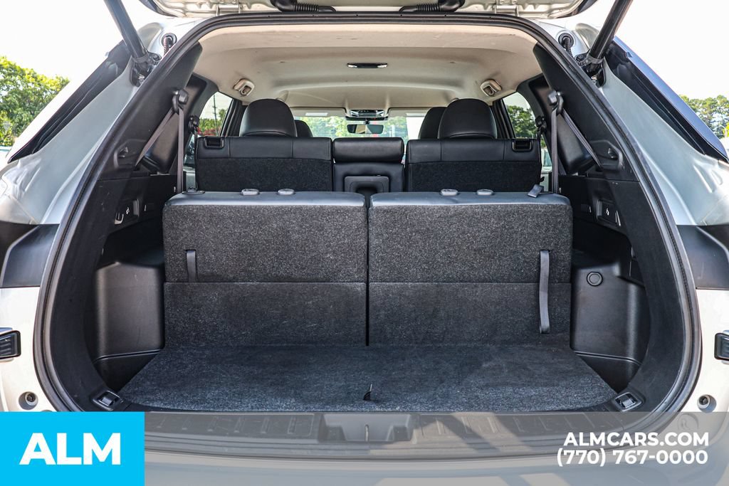Used 2025 Mitsubishi Outlander SE FWD image 23