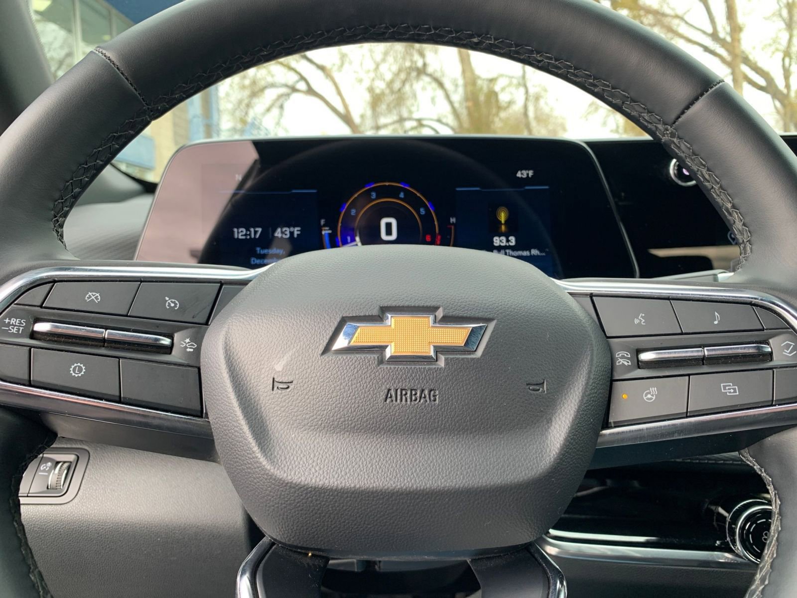 Used 2025 Chevrolet Equinox LT image 27