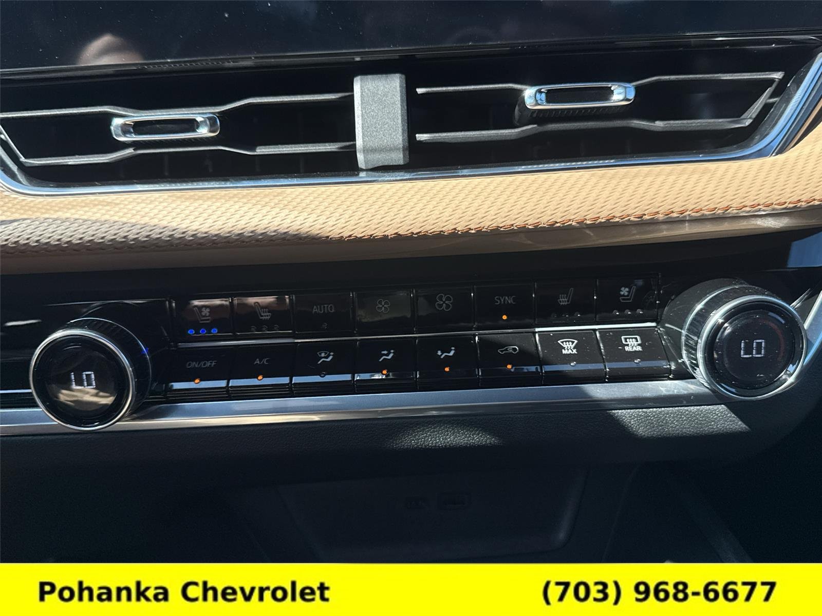 New 2027 Chevrolet Equinox ACTIV w/ Convenience Package III AWD/4WD image 18