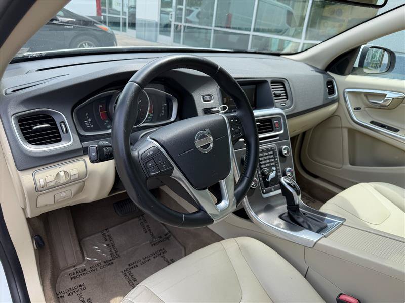 Used 2015 Volvo V60 T5 Premier FWD image 45