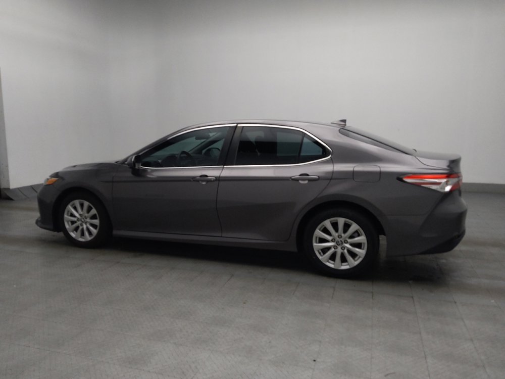 Used 2019 Toyota Camry LE FWD image 3