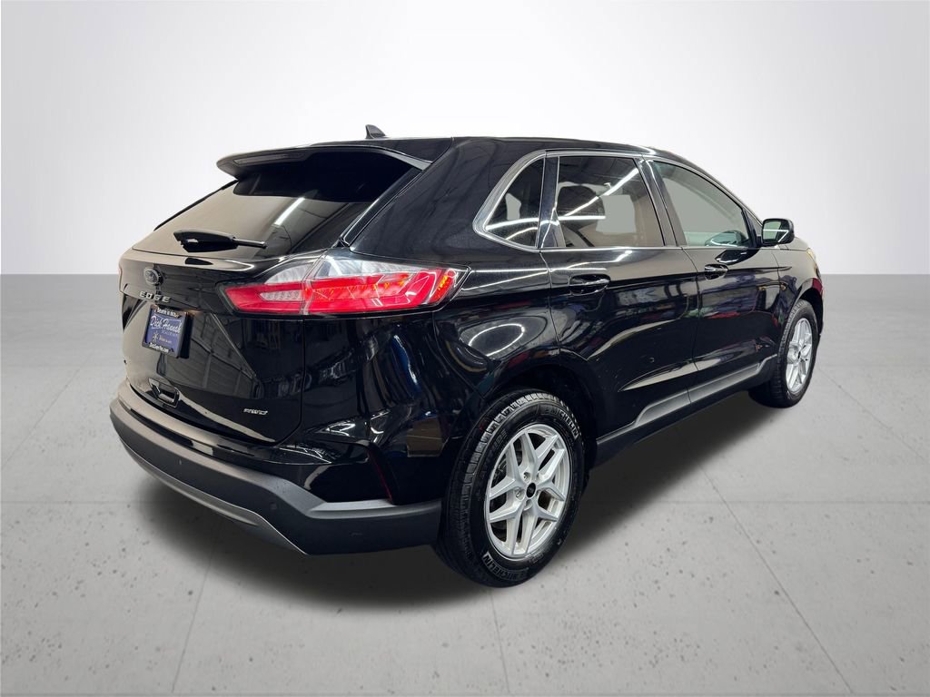 Used 2024 Ford Edge SEL image 7