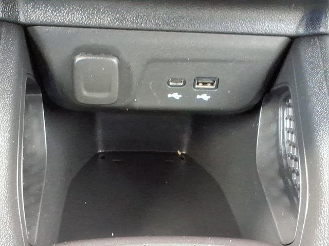 Used 2024 Chevrolet TrailBlazer LT w/ LT Cold Weather Package AWD/4WD image 21