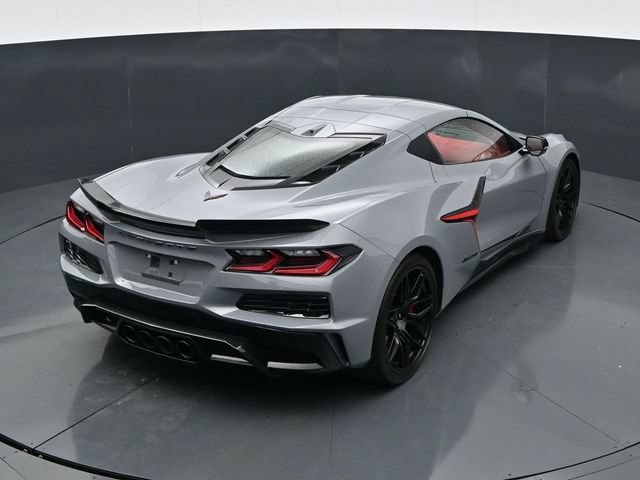 Used 2025 Chevrolet Corvette Z06 w/ Stealth Interior Trim Package RWD image 31