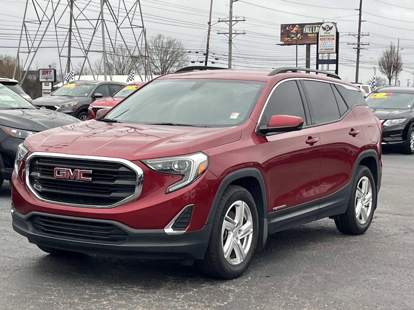 Used 2018 GMC Terrain SLE w/ Driver Convenience Package image 2
