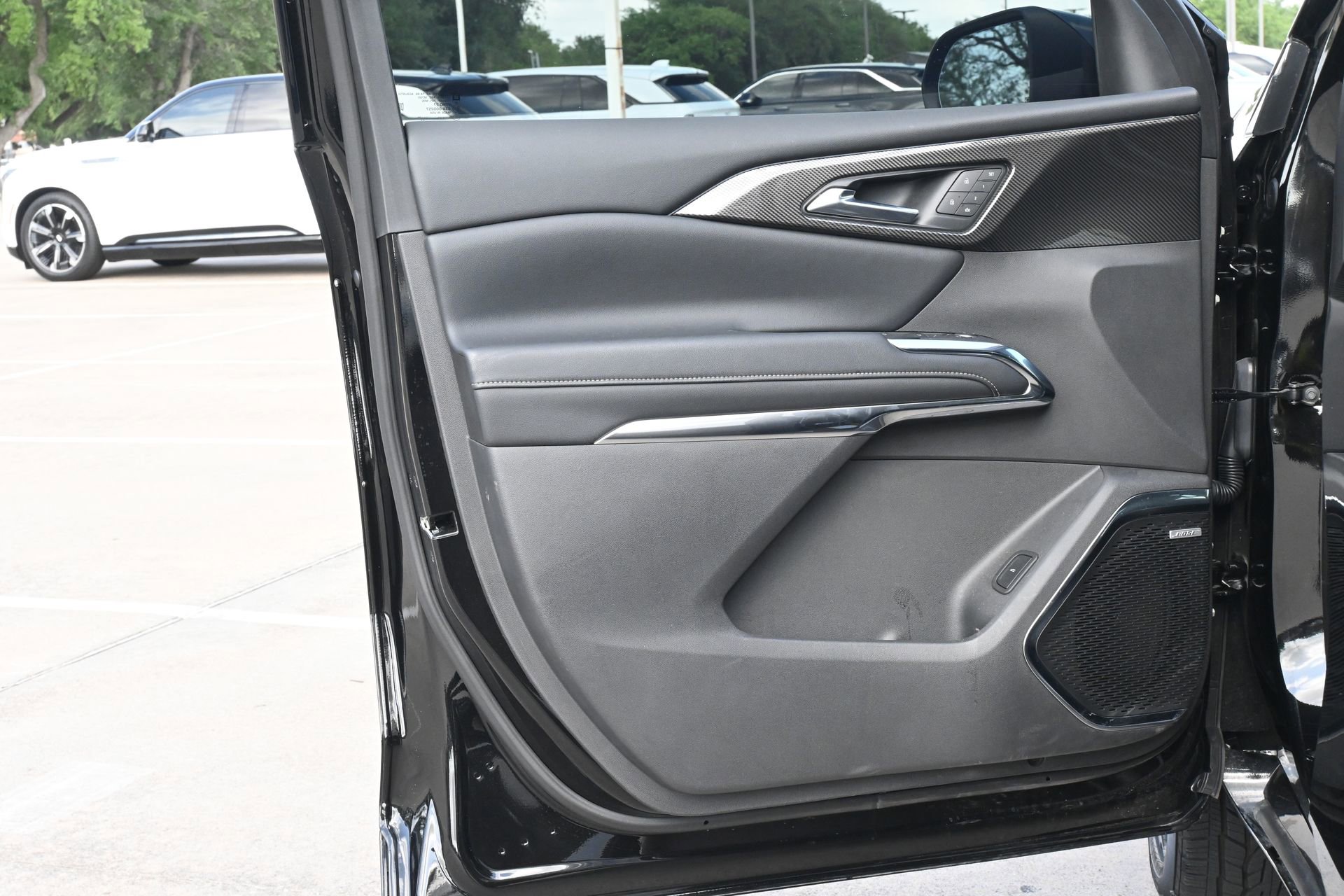 Used 2025 Chevrolet Traverse High Country FWD image 18