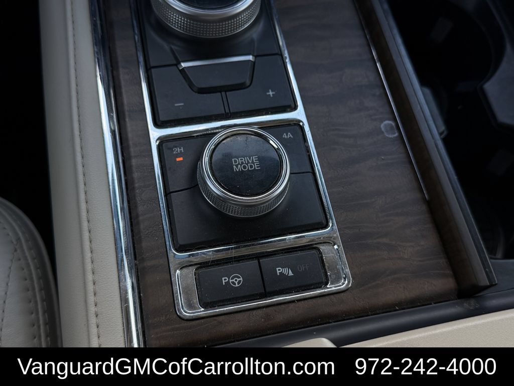 Used 2019 Ford Expedition Max Platinum AWD/4WD image 20
