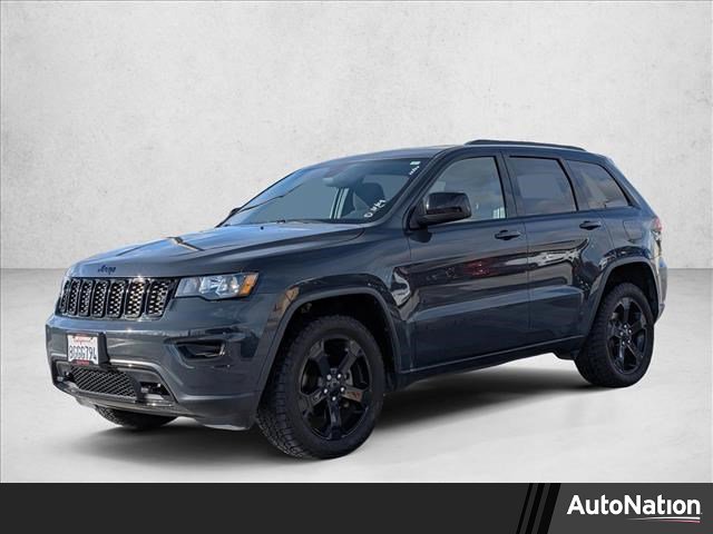 Used 2018 Jeep Grand Cherokee Laredo image 1