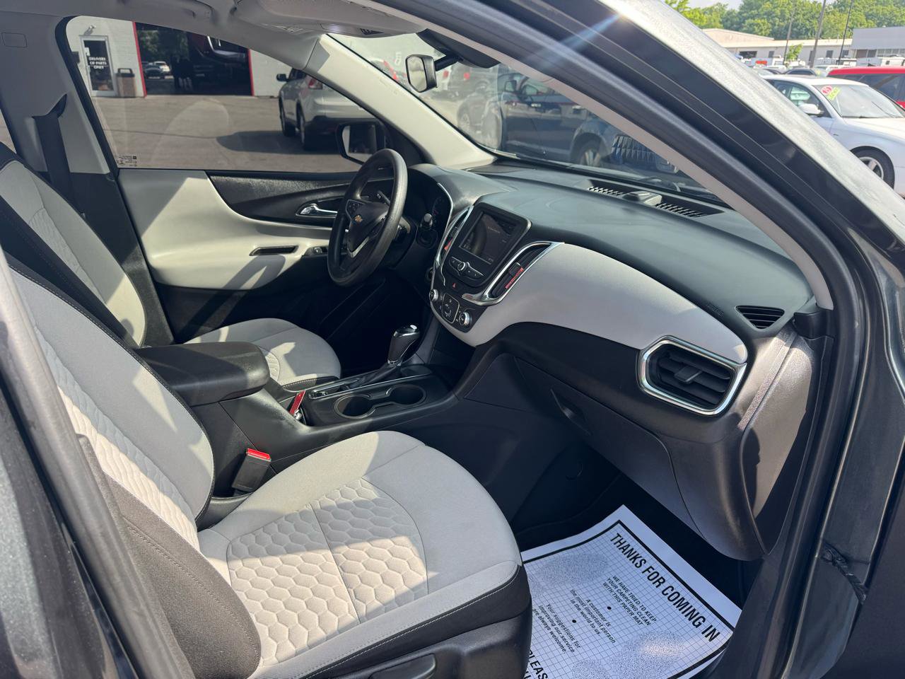 Used 2019 Chevrolet Equinox LS w/ LS Convenience Package FWD image 10