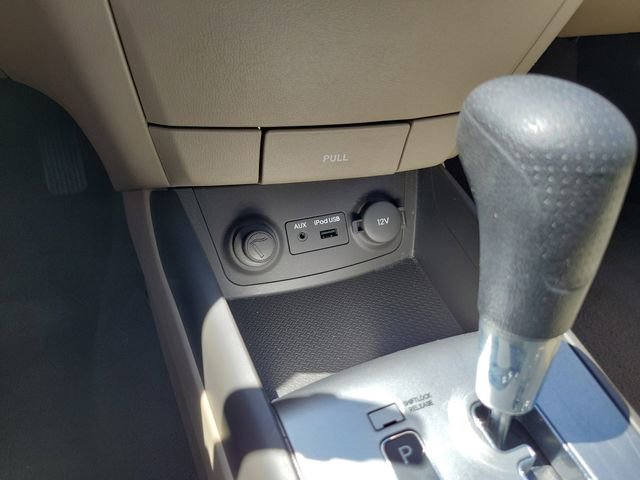 Used 2010 Hyundai Elantra GLS FWD image 18