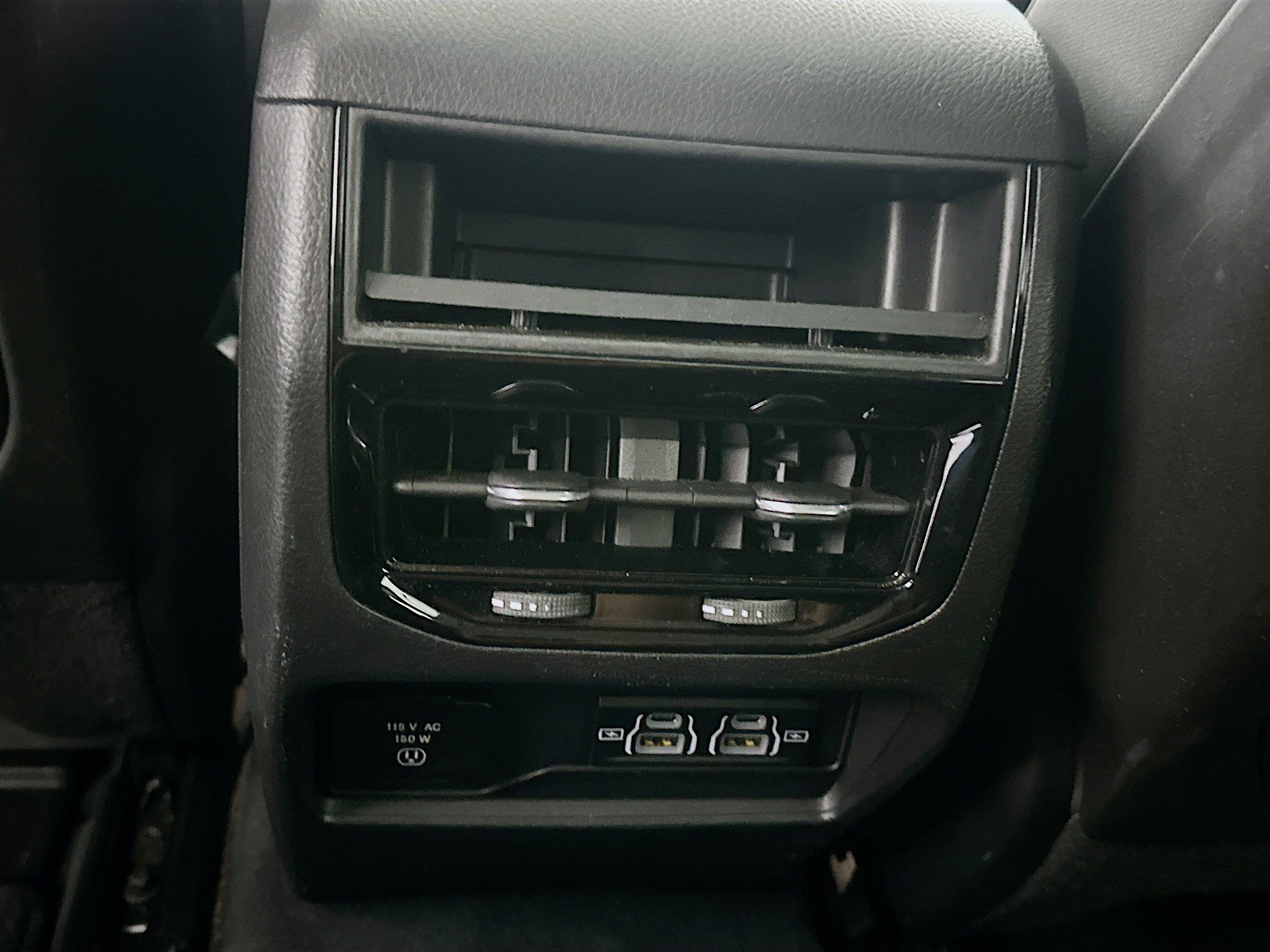 Used 2023 Jeep Grand Cherokee Laredo w/ Luxury Tech Group I AWD/4WD image 28