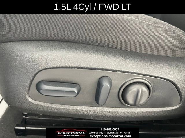 Used 2024 Chevrolet Malibu LT image 35