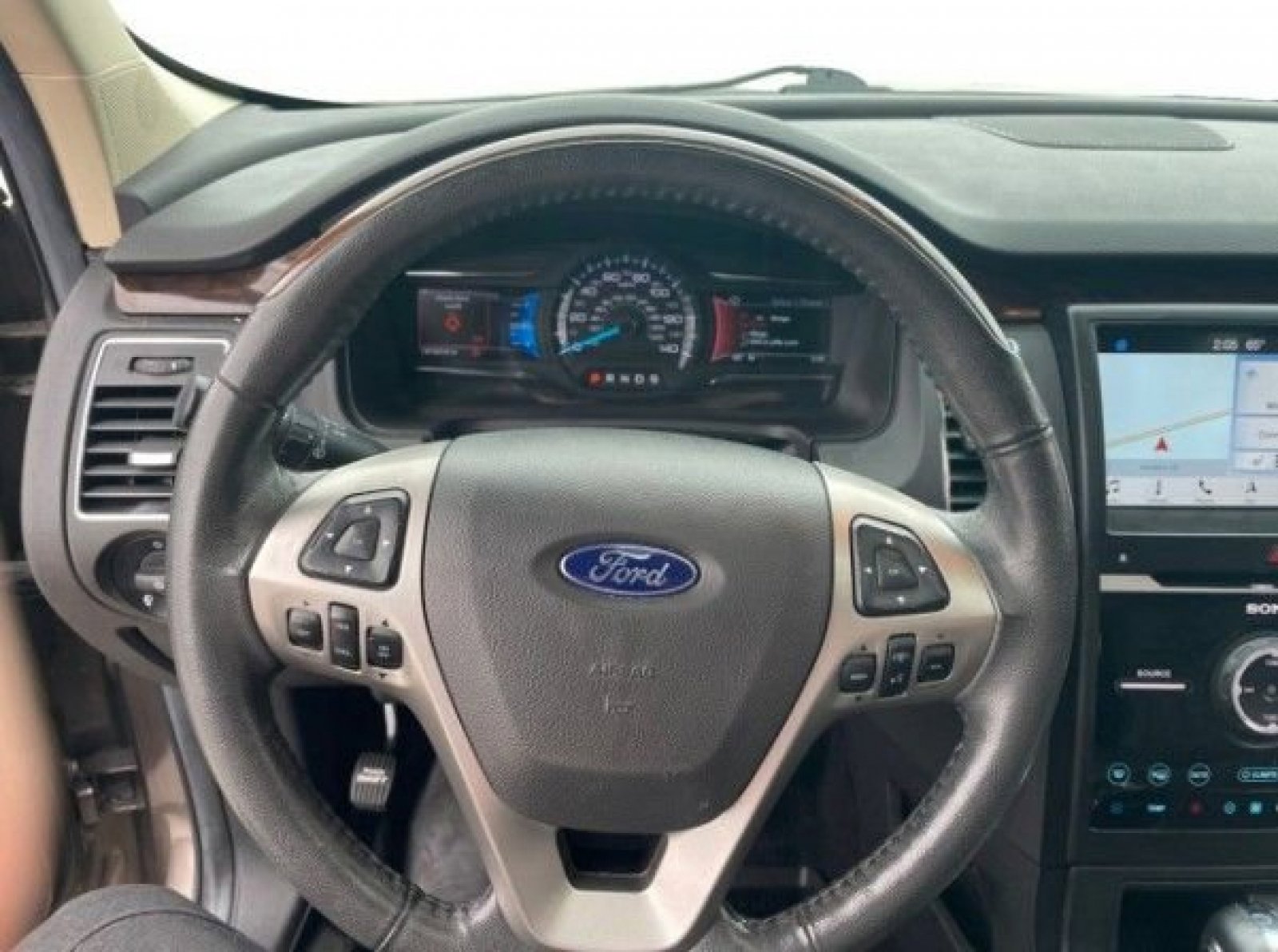 Used 2019 Ford Flex Limited FWD image 16