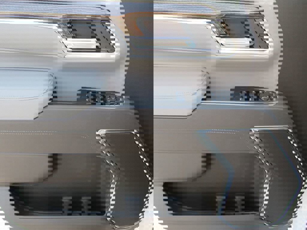 New 2026 Chevrolet Silverado 2500 LT w/ True North Edition image 26