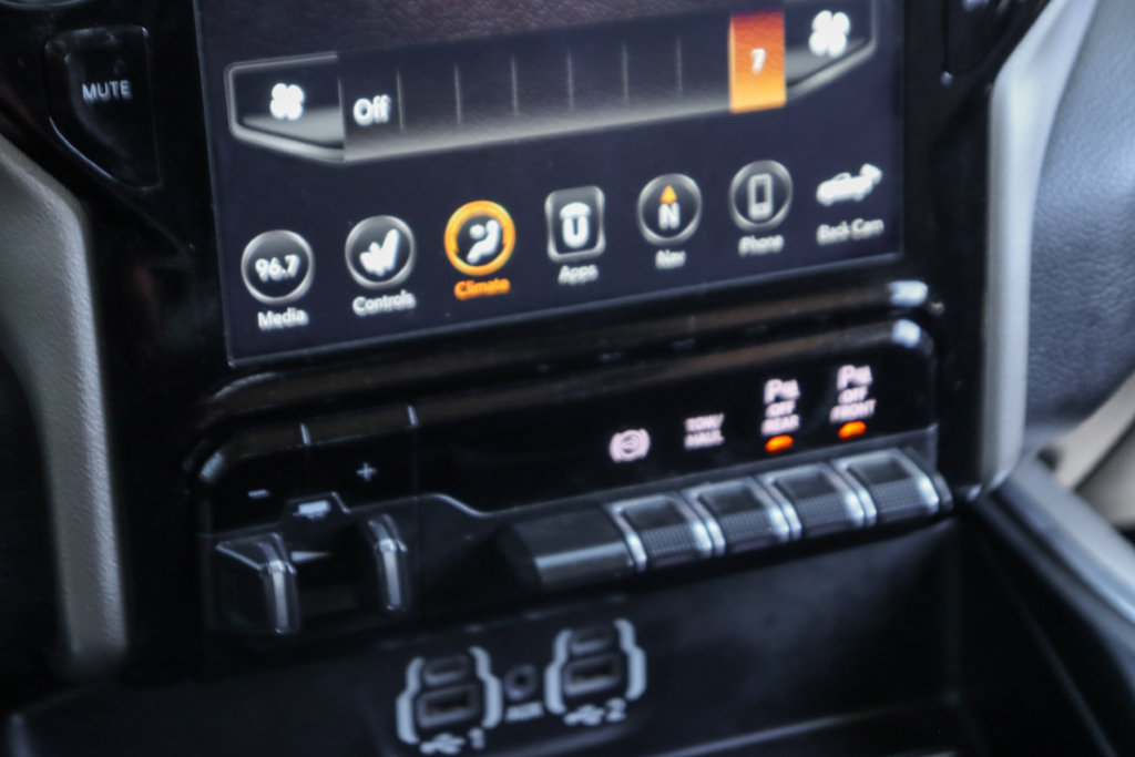 Used 2020 RAM 2500 Laramie AWD/4WD image 33