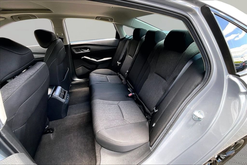 Certified 2025 Honda Accord SE image 16