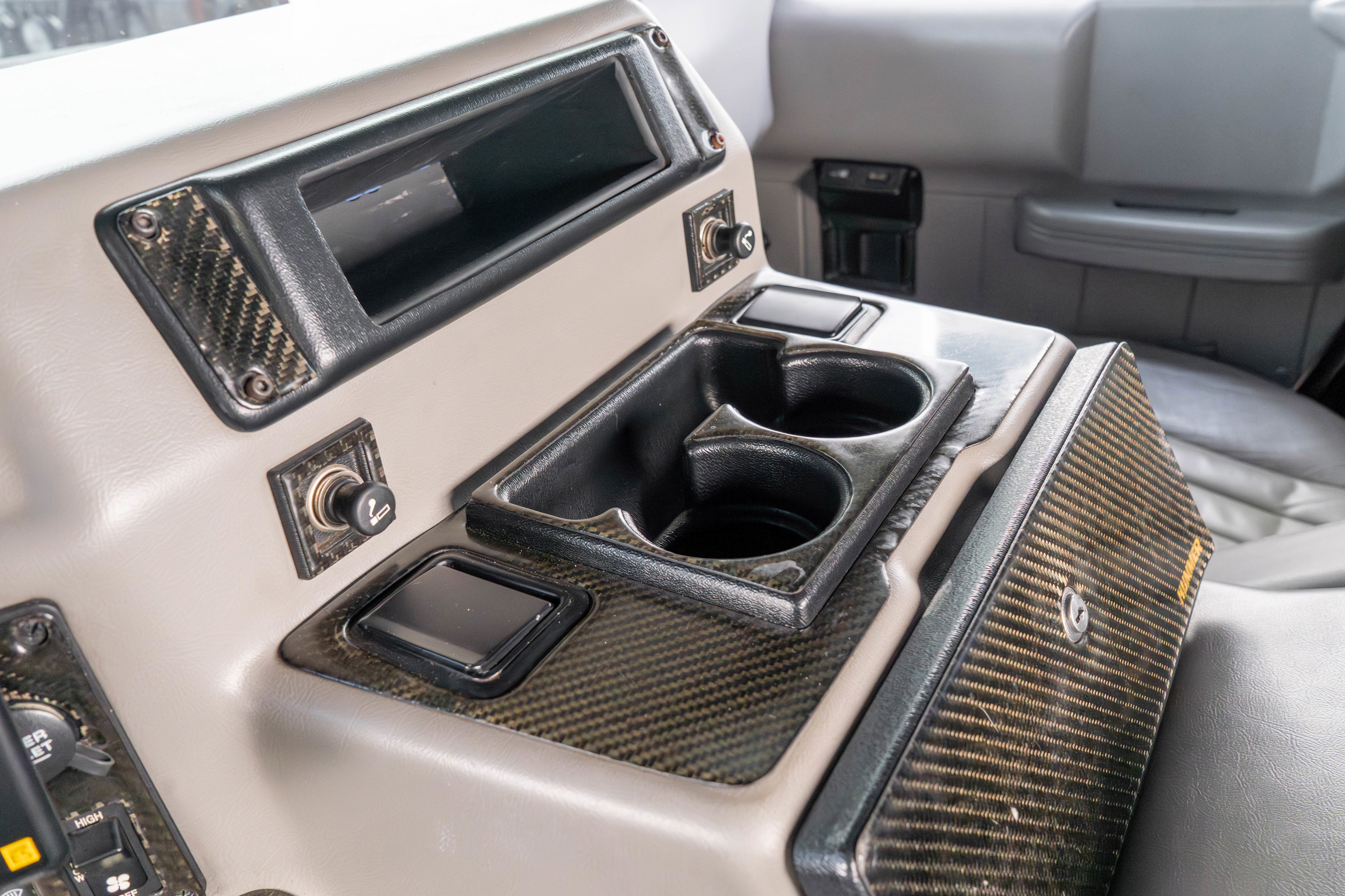 Used 2000 HUMMER H1 4-Door Open Top image 26