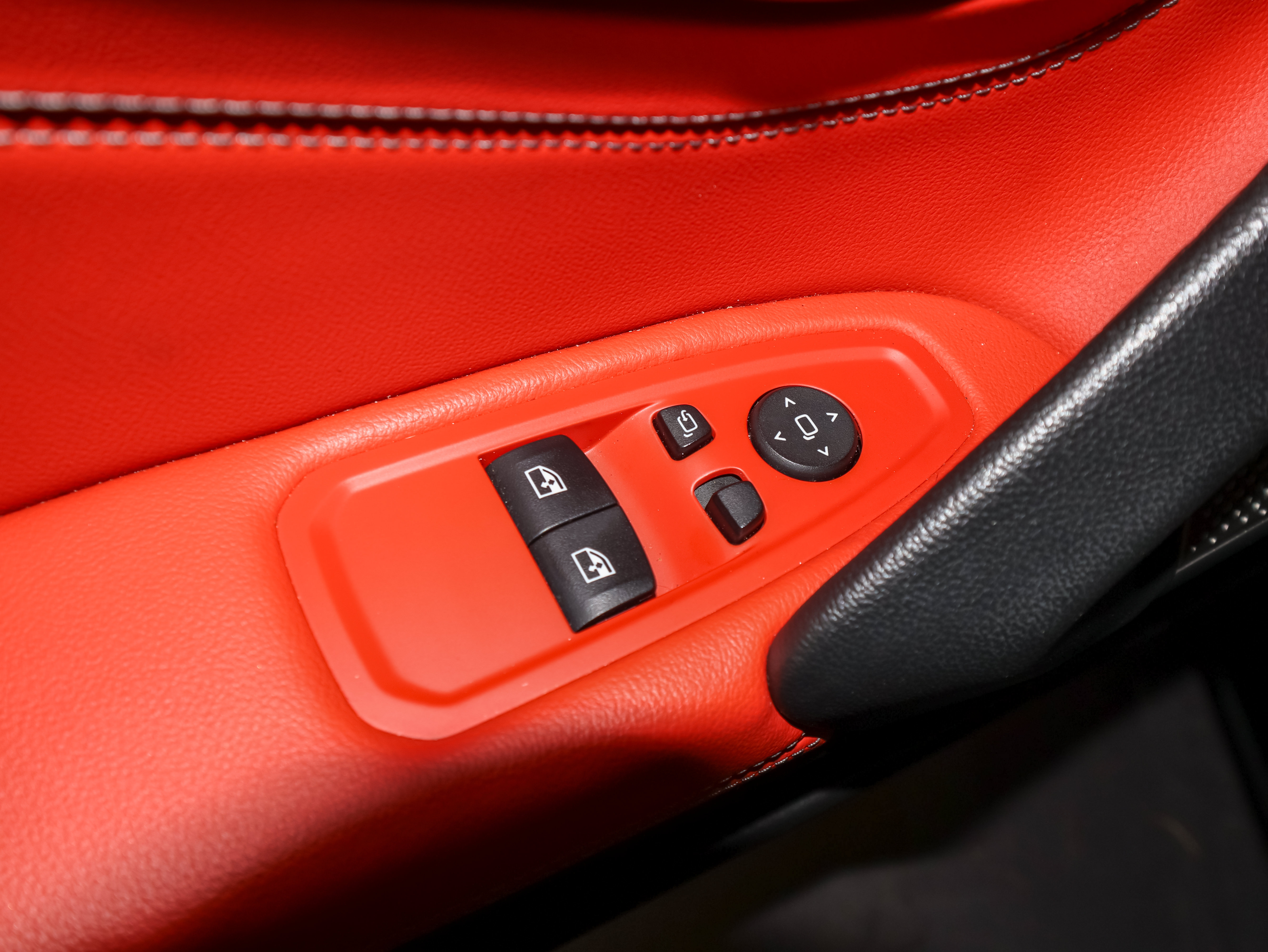 Used 2020 BMW Z4 M40i w/ Executive Package RWD image 18