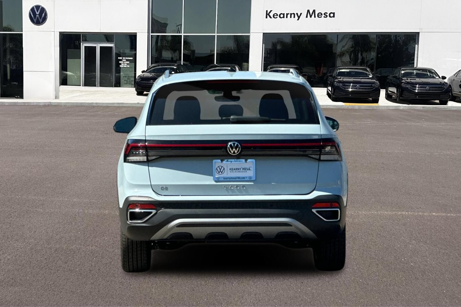 New 2026 Volkswagen Taos SE FWD image 5