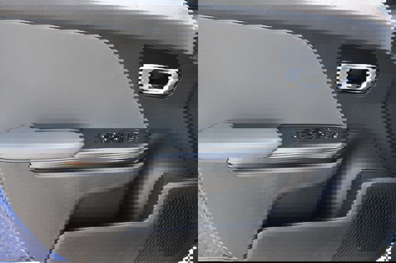 Used 2025 Kia K4 LXS image 10