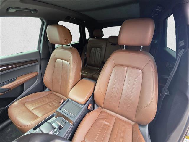 Used 2019 Audi Q5 2.0T Premium Plus w/ Premium Plus Package image 14