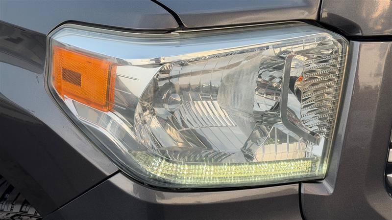 Used 2015 Toyota Tundra Platinum AWD/4WD image 11