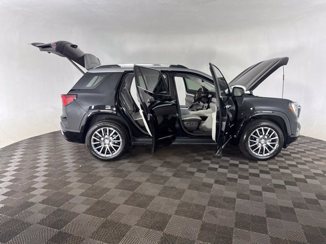 Used 2026 GMC Terrain Denali AWD/4WD image 16