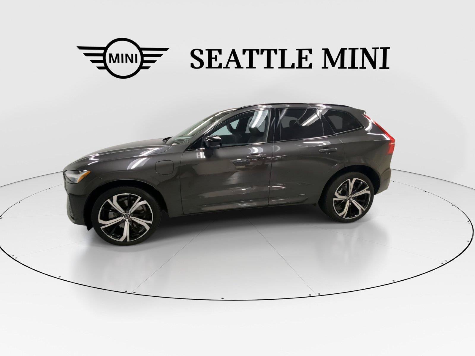 Used 2023 Volvo XC60 T8 Ultimate w/ Protection Package Premier AWD/4WD image 6
