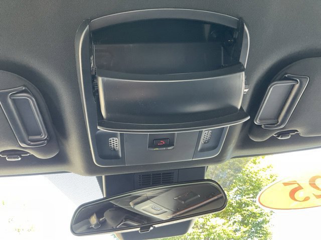 Used 2025 Toyota Camry SE FWD image 29