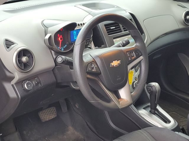 Used 2014 Chevrolet Sonic LT w/ LT Promotional Package FWD image 7