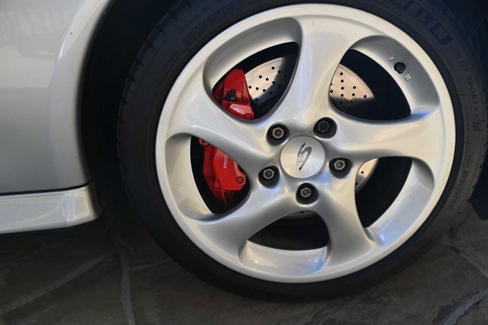 Used 2003 Porsche 911 Carrera 4S image 11