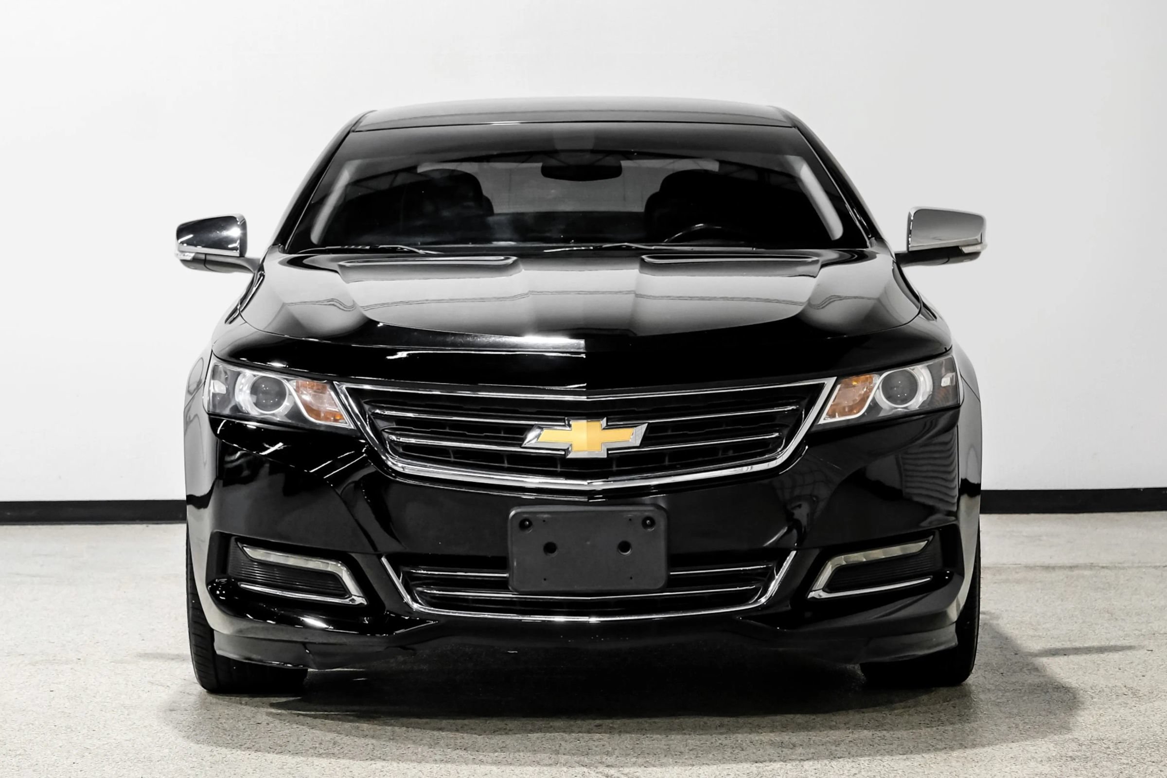 Used 2018 Chevrolet Impala Premier FWD image 3