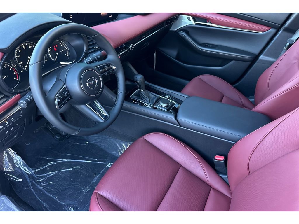 New 2026 MAZDA MAZDA3 Hatchback w/Premium Plus Pkg image 10