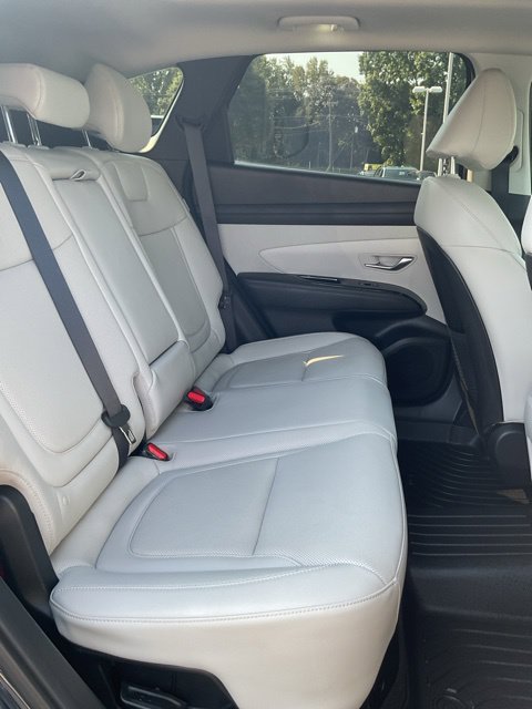 Used 2025 Hyundai Tucson Limited AWD/4WD image 18