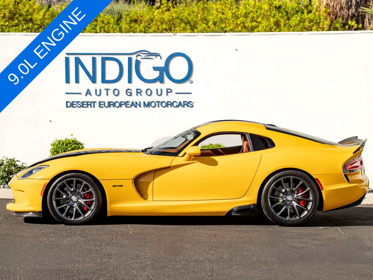 Used 2014 SRT Viper GTS w/ GTS Laguna Interior Package RWD image 12