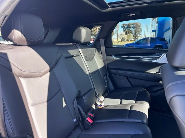 Used 2025 Cadillac XT5 Premium Luxury image 24