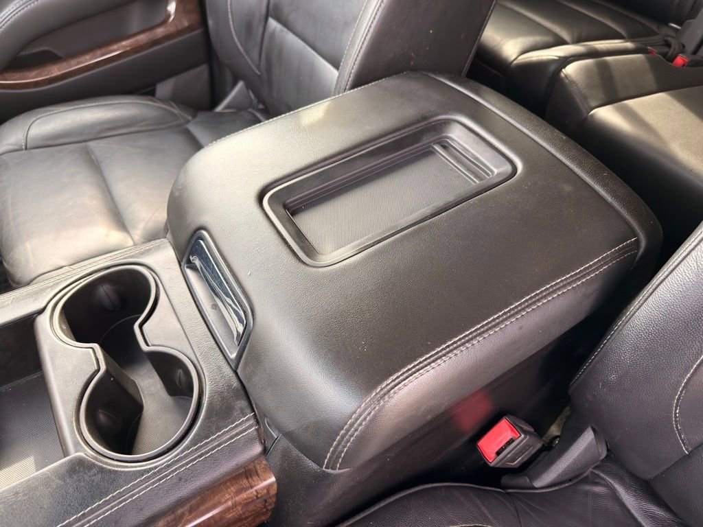 Used 2018 Chevrolet Suburban LT image 28