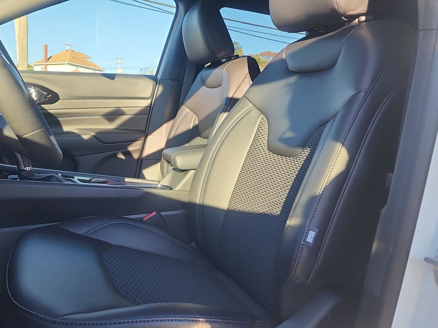 New 2026 Jeep Compass Latitude w/ Quick Order Package 29K image 12