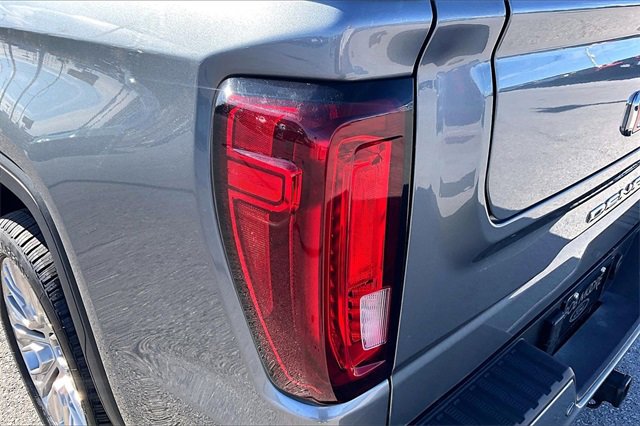 Used 2022 GMC Sierra 1500 Denali w/ Denali Reserve Package image 29