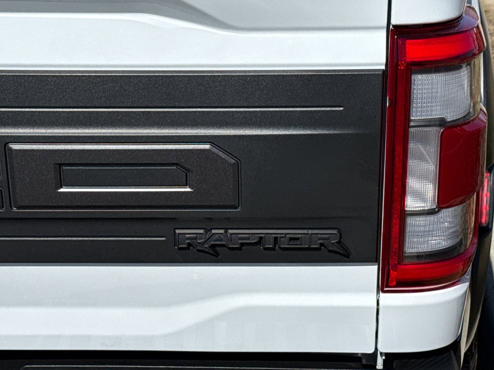 Used 2023 Ford F150 Raptor w/ Raptor Carbon Fiber Package AWD/4WD image 25